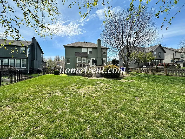 14068 W 147th Pl — Photo 62