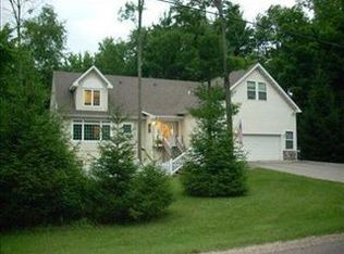 70388 16th Ave, South Haven, MI 49090