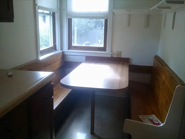 301 W Illinois St — Photo 2
