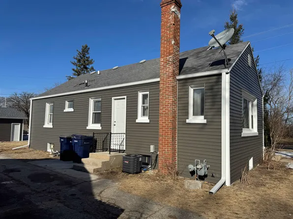 1029 Cornelia St, Janesville, WI 53545