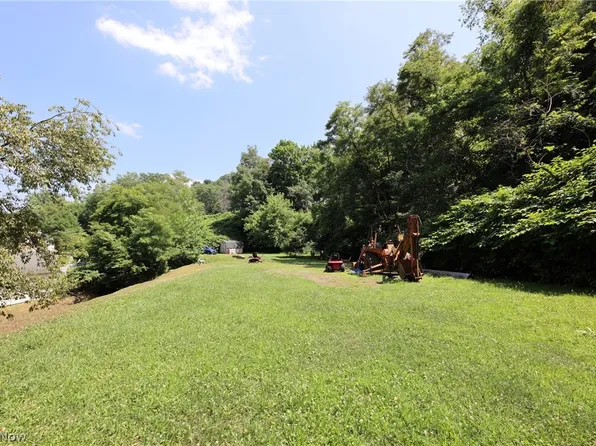 0 Indiana First And Fairview Rd, Chester, WV 26034