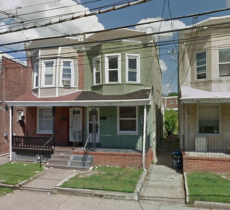 2nd image of 2922 W 6th St