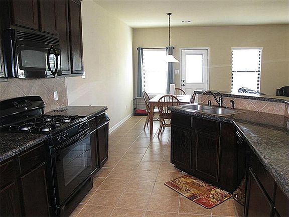 4th image of 23611 Virginia Pine Dr