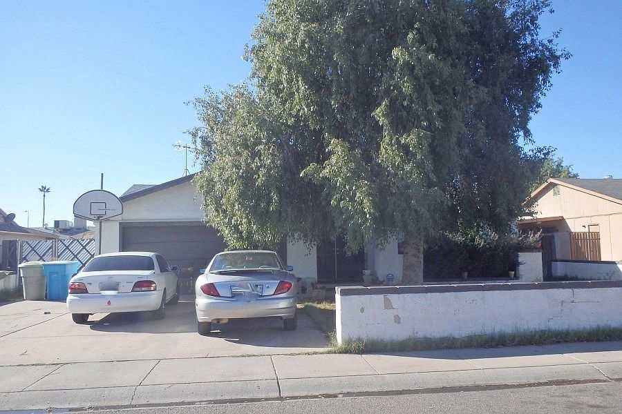 1st image of 3624 N 84th Dr