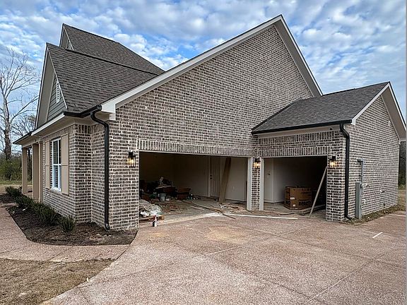 2nd image of 5054 Summers Rd