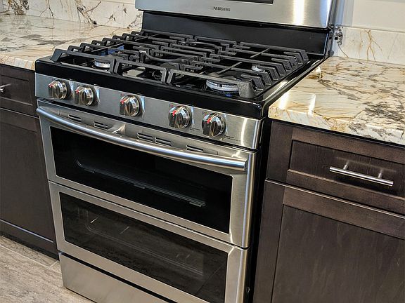 5th image of 6811 Thomas Blvd #3