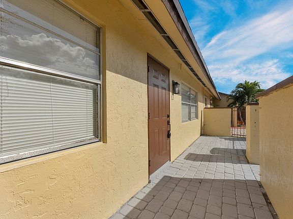 2nd image of 355 NW 46th Street #1655