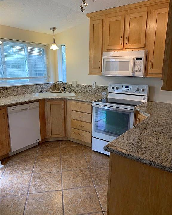 1st image of 4330 Peridot Ln