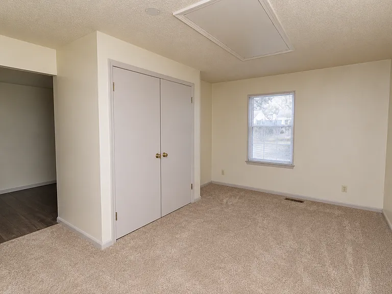 1025 S Pineridge Rd — Photo 17