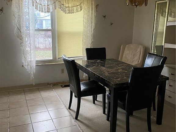 5th image of 9416 Mount Auburn Ave
