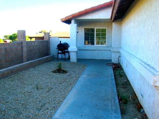 5th image of 66705 Ironwood Dr