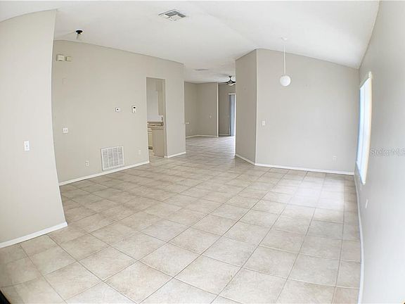 2nd image of 2573 Chatham Cir
