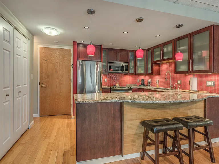 200 Ledgewood Dr #209 — Photo 11