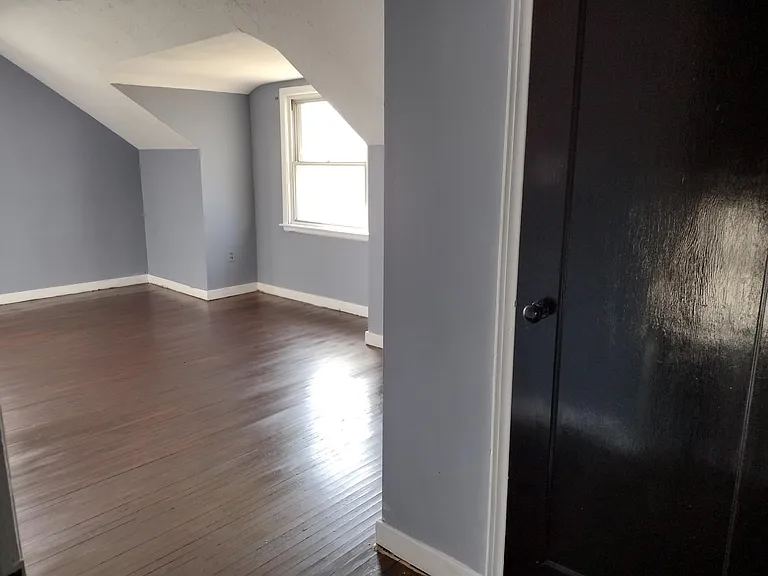 373 Niagara Falls Blvd — Photo 9