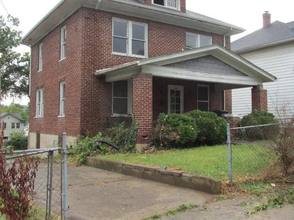 1302 Hanover Ave NW, Roanoke, VA 24017