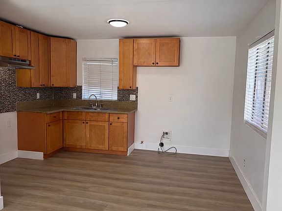 3rd image of 1253 S Sunol Dr #1253