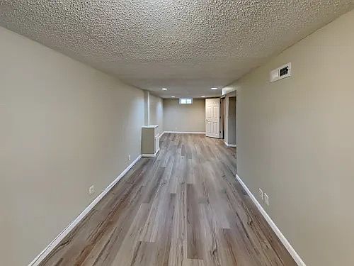 5th image of 3533 Utah Ave S