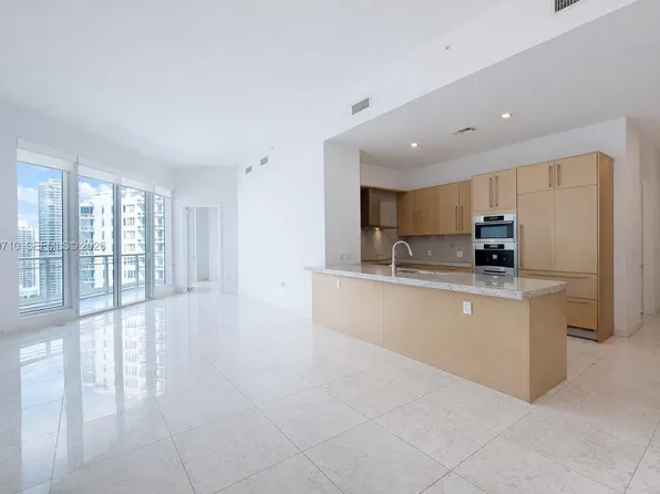 900 Brickell Key Blvd APT 2505, Miami, FL 33131