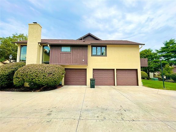5th image of 1221 Chevington Ct Unit 16-A