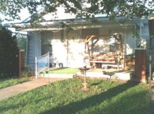 706 E Walnut St, Dawson Springs, KY 42408