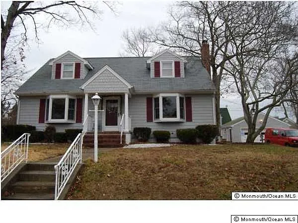 111 Newgate Ln photo 1