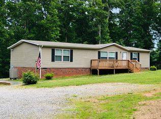 680 White Tail Rd, Brookneal, VA 24528