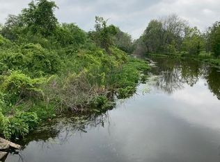 61 Ottawa St, Muskegon, MI 49442
