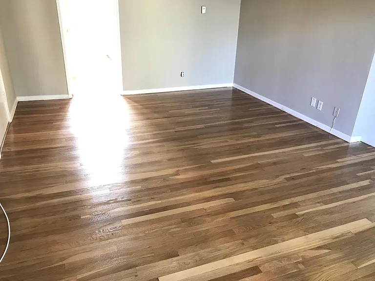 1280 S Barrington Ave #17-B — Photo 2