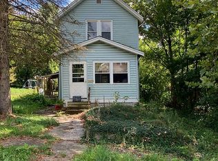 71 Palmer Ave, Campbell, OH 44405