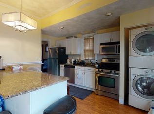 106 Harrishof St #2, Boston, MA 02121