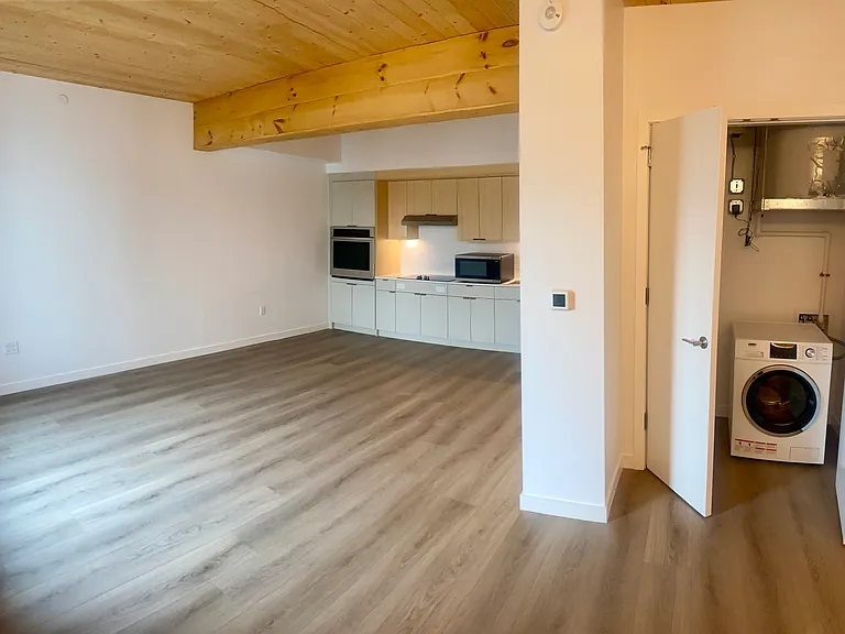 154 Broadway #210 — Photo 12