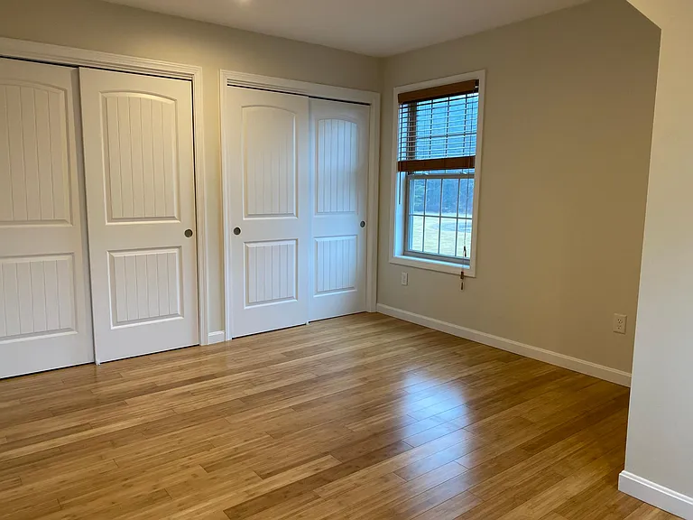 821 Court St — Photo 9