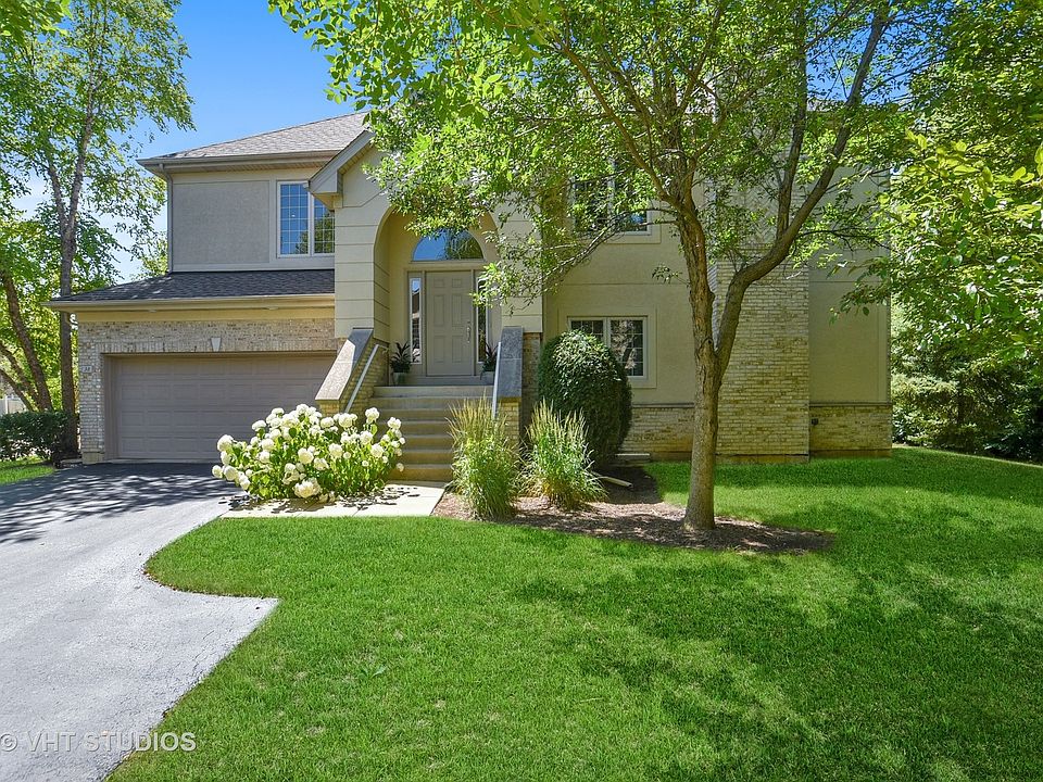 1st image of 38 Beaconsfield Ct