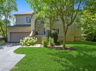 38 Beaconsfield Ct, Lincolnshire, IL 60069