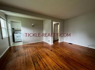 4271 Lake Ave APT 2, Rochester, NY 14612