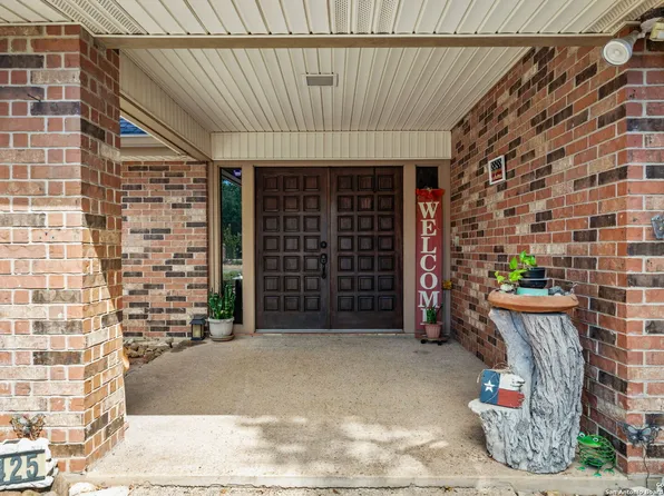 9425 SUMAC LN, San Antonio, TX 78266