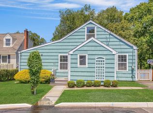 11 Margaret St, Norwalk, CT 06851