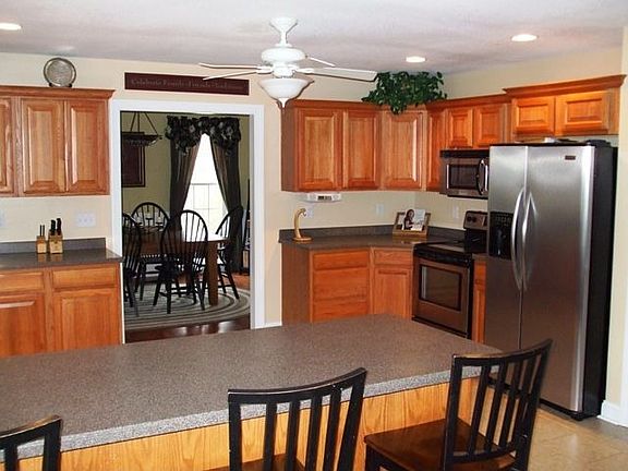 STAINLESS STEEL FINISH APPLIANCES