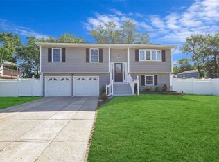 19 Lilmar Dr, Islip Terrace, NY 11752