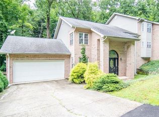 1717 Clark Rd, Charleston, WV 25314