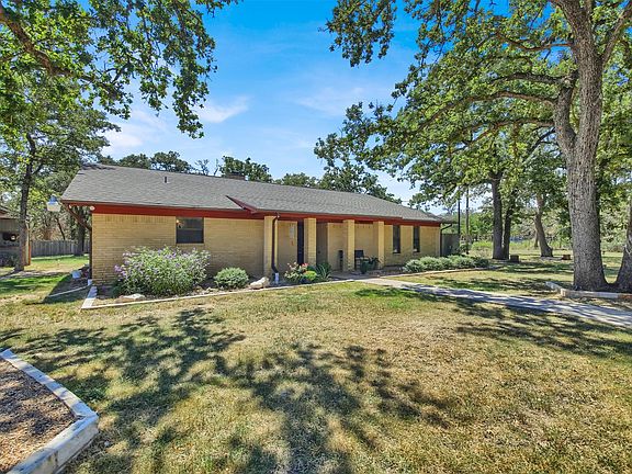 2nd image of 191 Jordan Ln