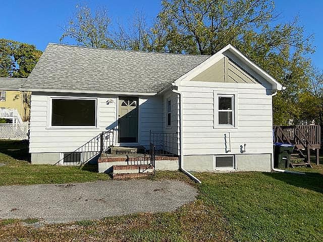 2nd image of 1 Evans Ln