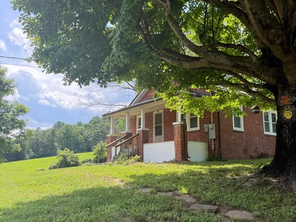 2824 Goshen Valley Rd, Church Hill, TN 37642