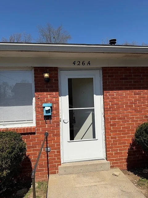Building Photo - 426 Locust St #A