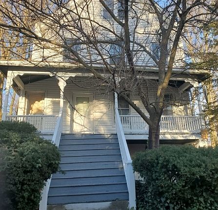 4th image of 16 Abbett Ave