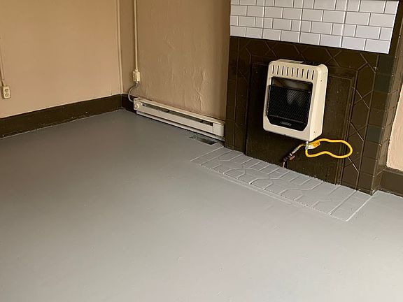 3rd image of 650 13th St APT 2