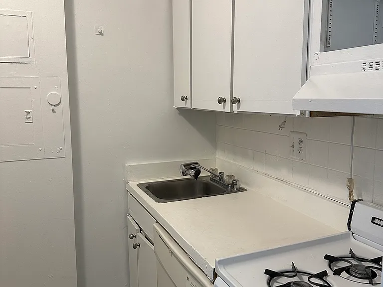 1021 Arlington Blvd #926 — Photo 5