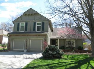 7911 Rosehill Rd, Lenexa, KS 66215