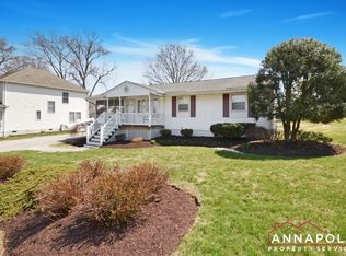 907 Hillside Ave, Edgewater, MD 21037