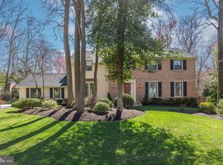4 Oak Hollow Dr, Voorhees, NJ 08043